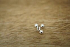 Dakota Angler Slotted Diamond Tungsten Beads 50 Pack -Fishing Sales Shop dakota angler slotted diamond tungsten beads 50 pack silver 2 5 mm 689232478224 5000x