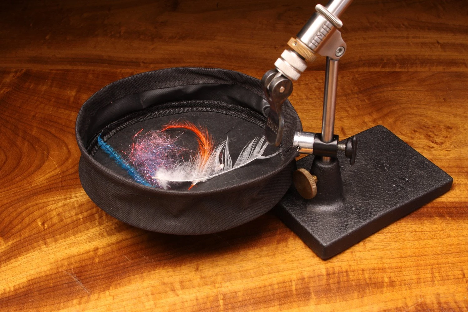 Low Profile Trash Holder Fly Tying 3 Low Profile Trash Holder Fly Tying