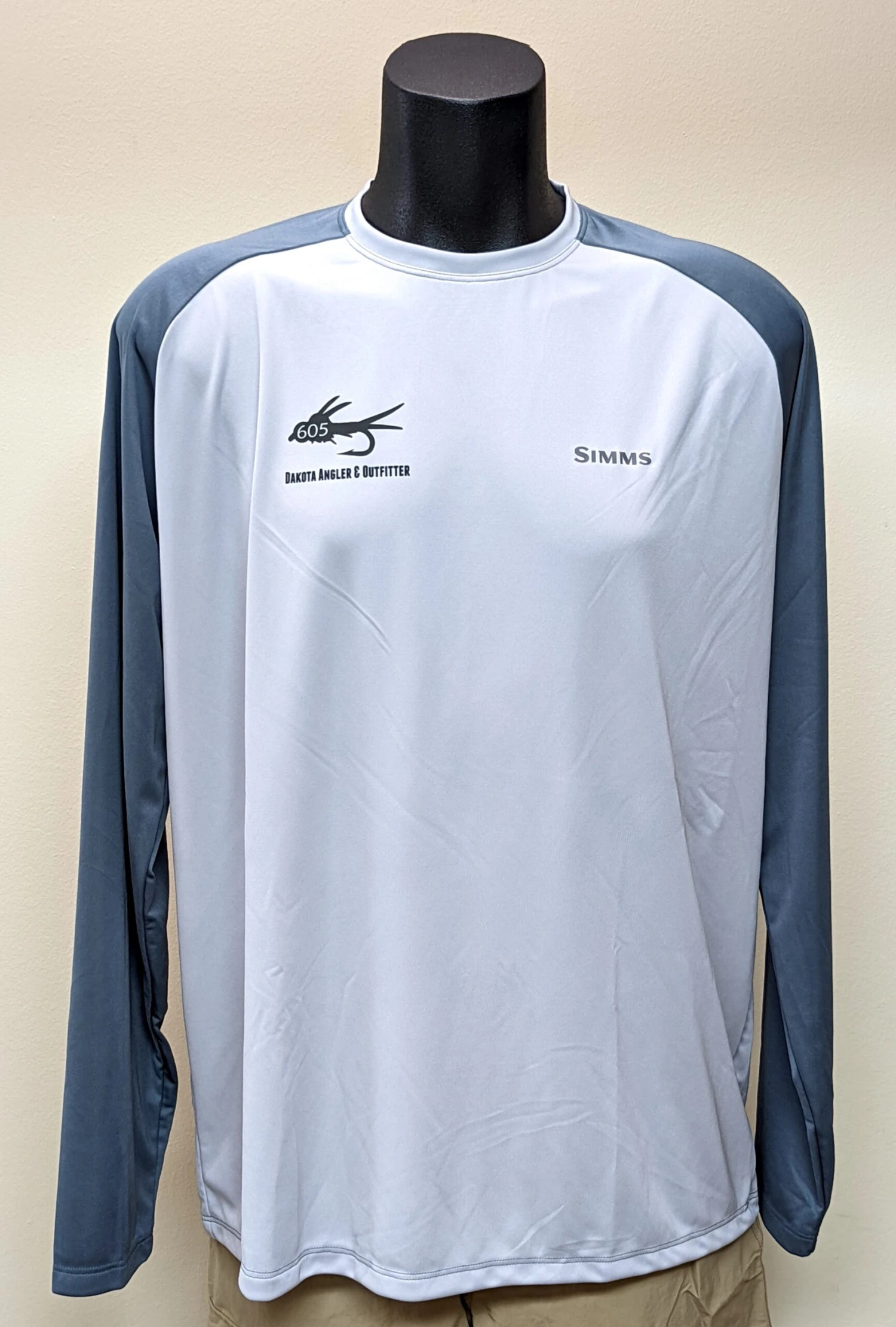 Simms Men's Tech Tee (Artist Series) 605 Fly Logo 3 Simms Men's Tech Tee (Artist Series) 605 Fly Logo